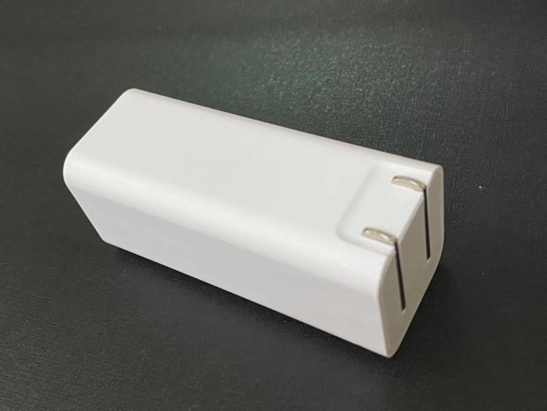 Gallium Nitride TypeC USB PD QC 3-hole charger