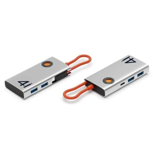 13M03 USB C HUB