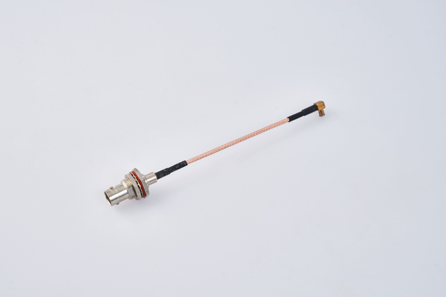 Ultra-fine coaxial line